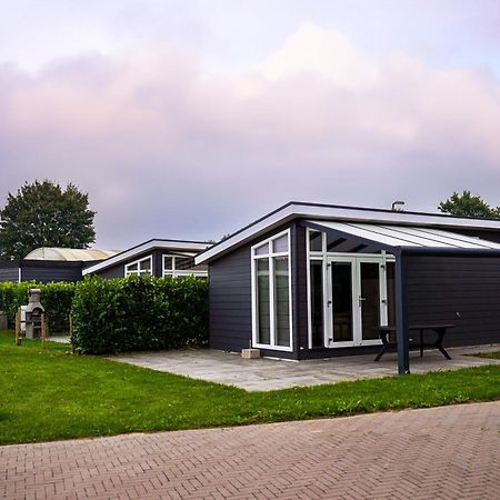 Vakantiehuis Met Vijverzicht Lathum Esterno foto