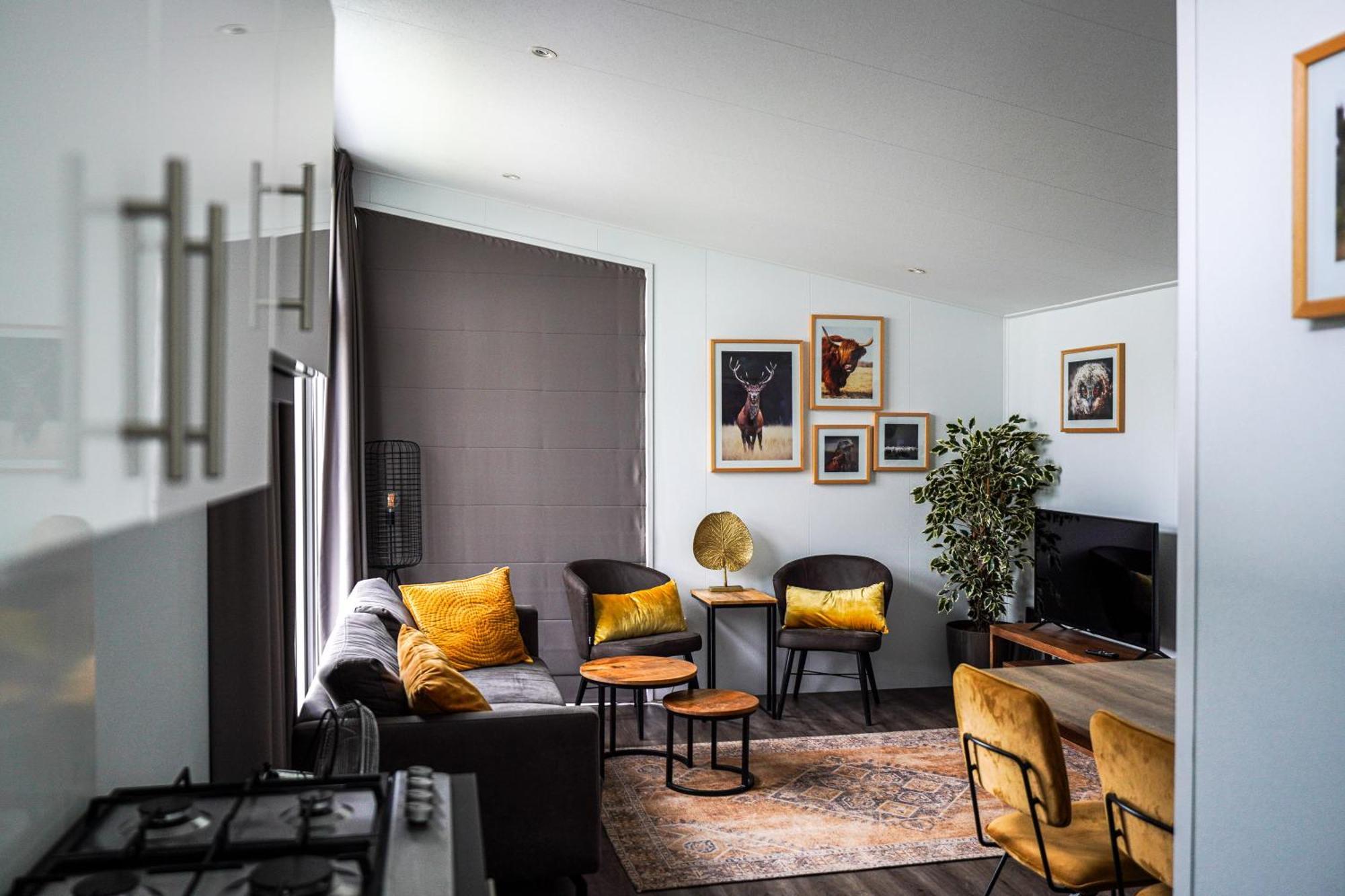 Vakantiehuis Met Vijverzicht Lathum Esterno foto